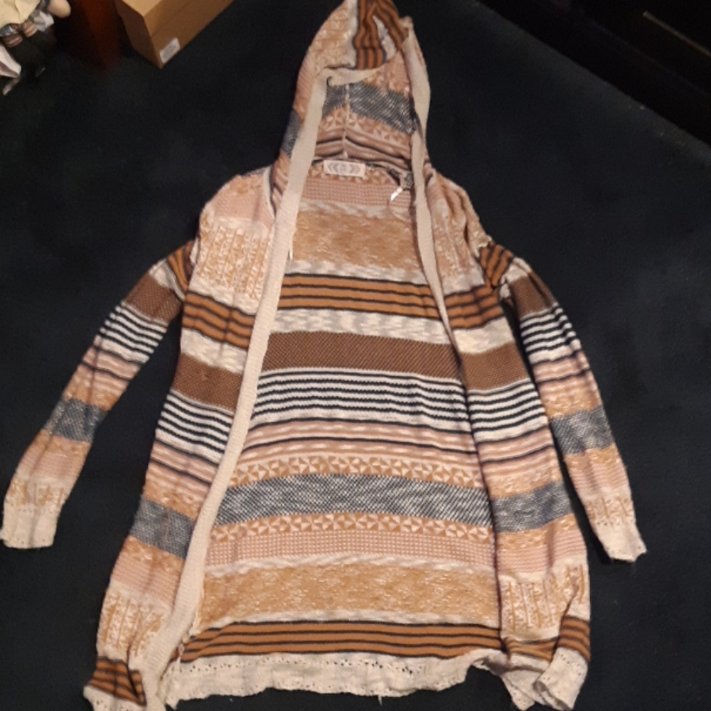 Hooded Cartigain